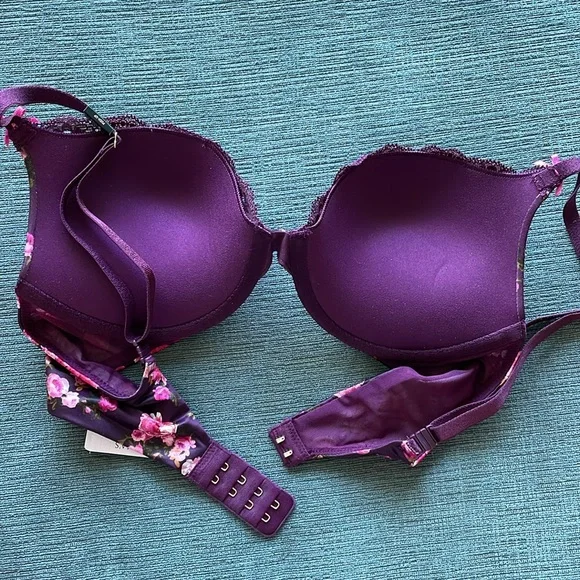 VS Dream Angels Push Up Bra - Picture 4 of 6